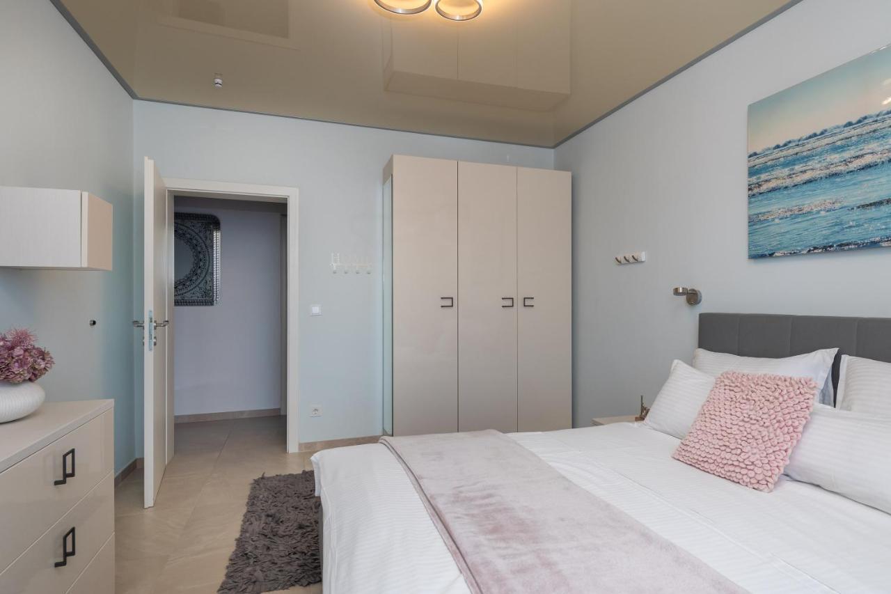 Beachfront Holiday Home - Private Heated Pool Mimice Extérieur photo