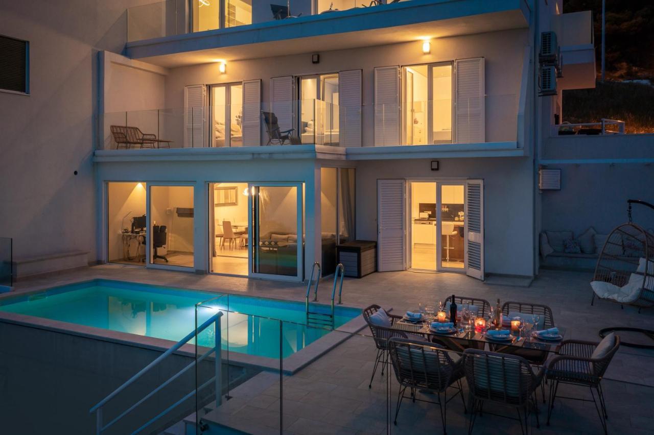 Beachfront Holiday Home - Private Heated Pool Mimice Extérieur photo